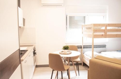 Sesvete Apartment | Central Sesvete Condo