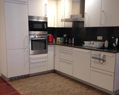 San Sebastian Centro Apartment | Central, Spacious and Authentic Family Apartment