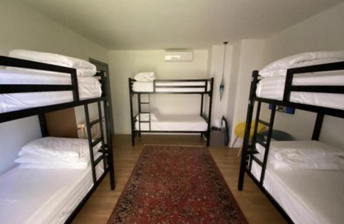 Vasto Hostel | Central Station B&B Naples