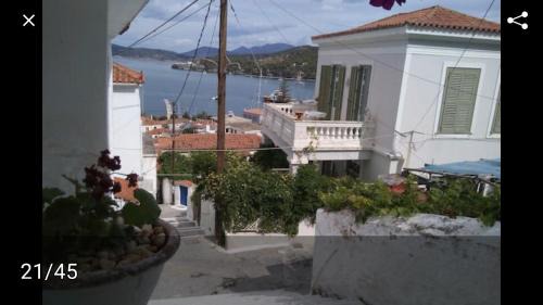 Poros House | Central Studio on Poros