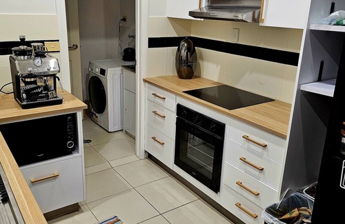 Lismore House | Central town house. 2km away from lismore base house.