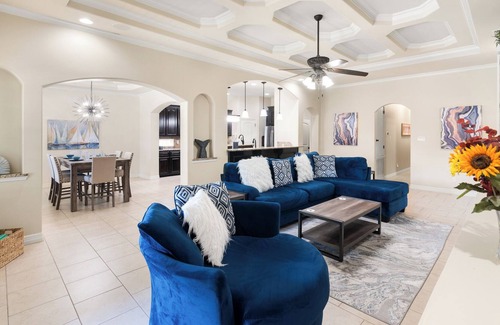 Bay Area Cabin | Centrally located Villa by the Bay with private pool.