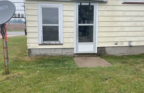 Trenary House | Centrally located between Marquette, Escanaba and Munising. Great for exploring!