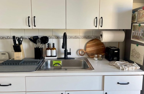 George Town Apartment | Centrally located, cozy studio in residential neighborhood.
