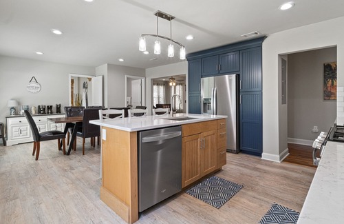 Navy Point House | Centrally-located dog-friendly home & studio with firepit, grill, hammock, patio