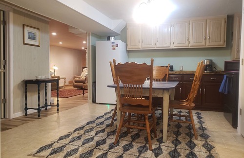 Boyds Creek Apartment | Centrally Located Easy Drive to UT Knoxville, Pigeon Forge, Seymour, Gatlinburg!