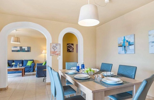Sant Tomas Villa | Centrally located villa with large pool.