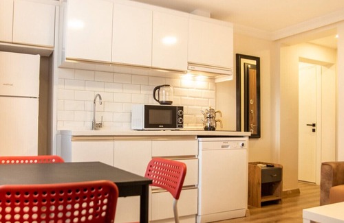 Izmir City Centre Apartment | Centrally Located Flat near Kulturpark Izmir