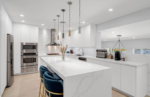 Coral Way Villa | Centrally located Home w/Pool & Gym