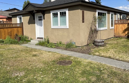Fairview House | Centrally located in Anchorage