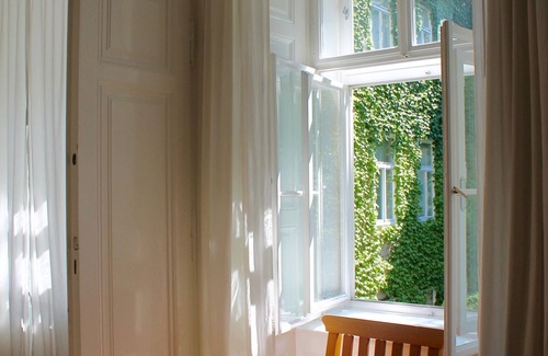 Landstrasse Apartment | Centrally located, quiet, elegant old apartment on the 3rd district