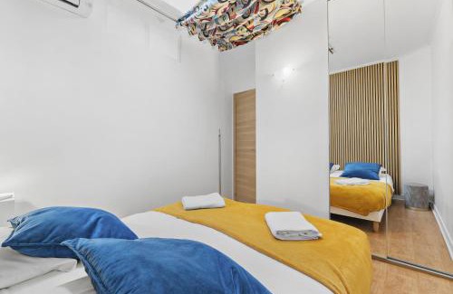 Cannes City Centre Apartment | Centre de Cannes 2 Bedrooms, 131 Rue d'Antibes à 5 minutes du palais