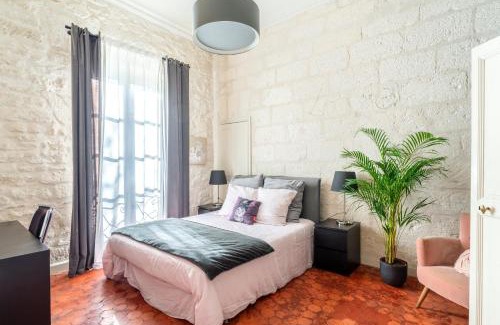Avignon City Centre Apartment | centre historique Avignon appartement Haussmannien 140 m2