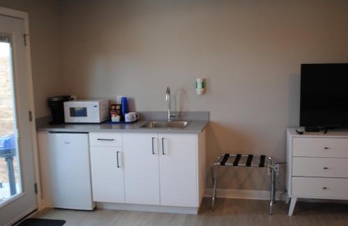 Regina Beach Hotel | Centre Street Suites