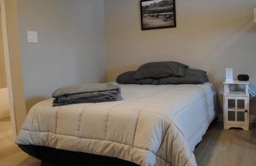 Regina Beach Hotel | Centre Street Suites