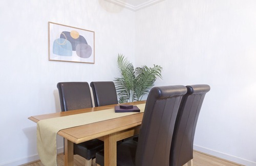 Woking Apartment | Centrium 02 at Oakdale Apartments