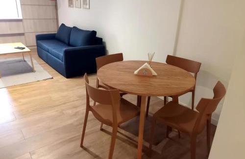 San Nicolas Apartment | Centro, amplio, cómodo, luminoso, balcón, WiFi