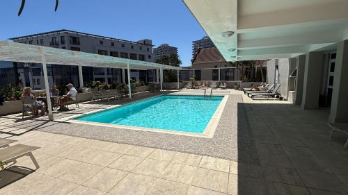 Three Anchor Bay Apartment | Centurion 207 Luxury Sea Point one bedroom apartment with access to magnificent pool Perfect location by Super Host Melvyn