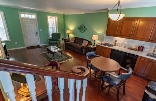 Bloomington Hotel | Century Suites Hotel