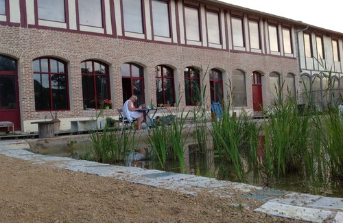 Nod-sur-Seine Villa | Ceramics, place of relaxation and history (s) .