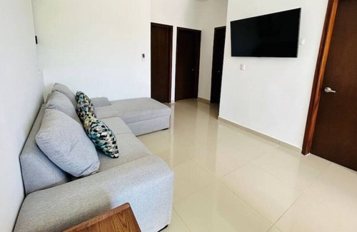 Ferrocarrilera Apartment | Cerca de la playa con vistas