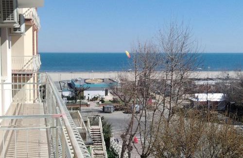 Pinarella Apartment | CERVIA APPARTAMENTI MARE di FRONTE ALLA SPIAGGIA e ALLA PINETA