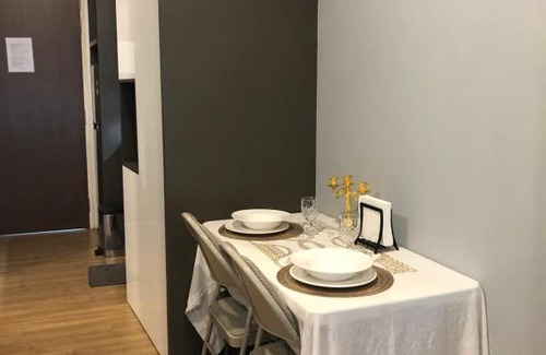 Golden Triangle Apartment | Ceylonz Suites by Jamaco Luxury Home