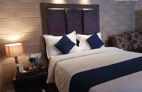 Mussoorie Resort | Ceyone Classic Fall Resort