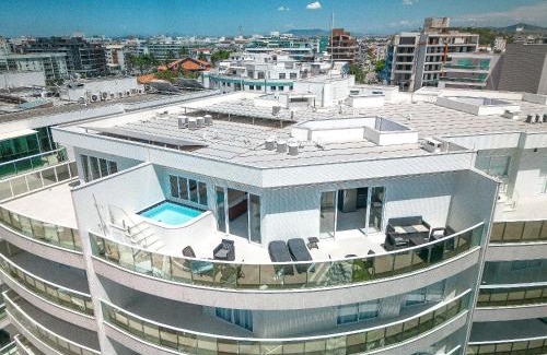 Algodoal Apartment | Cf04 Praia do Forte!Cobertura frente mar c/piscina