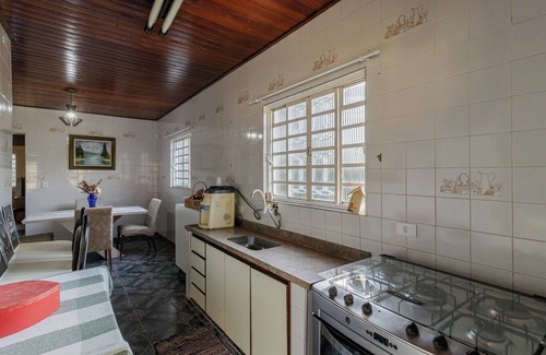 Igarata House | Chácara ótima localização, piscina e churrasqueira