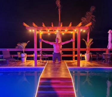 Piratuba House | Chácara Arena JK com Piscina integrada com Sauna e Hidromassagem