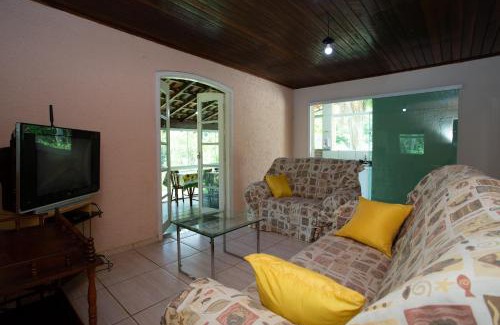 Ibiuna House | Chácara c piscina churrasqueira e Wi-Fi em Ibiúna