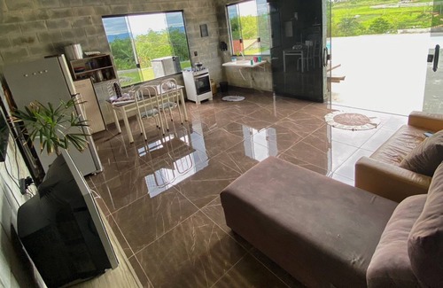 Cacapava House | Chácara De1000m2 no Interior de SP com Piscina Grande e Vista Espetacular