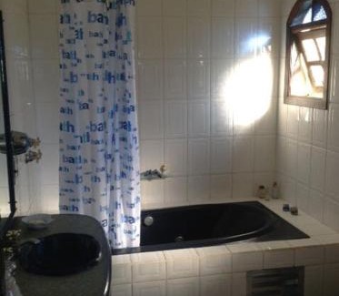 Alpes D Ouro House | Chácara do Nari - Casa com Piscina em Condomínio Fechado