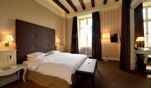 Cheserex Hotel | Château de Bonmont