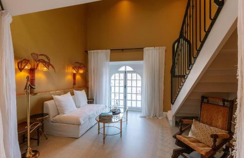Theoule-sur-Mer Hotel | Château de Théoule