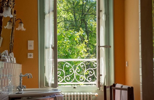 Sauveterre Hotel | Château de Varenne