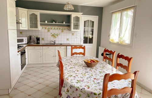 Valencisse Cottage | Charming Family-Friendly Cottage, Pet Welcome, Garden, Near Blois & Loire Castles