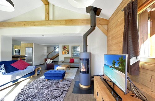Les Carroz-d'Araches Ski Chalet | CH228 - Chalet Haut Standing à proximité du centre