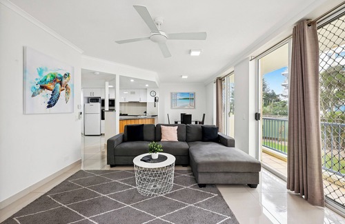 Mermaid Beach Apartment | CHA Private Apts Diamond Beach