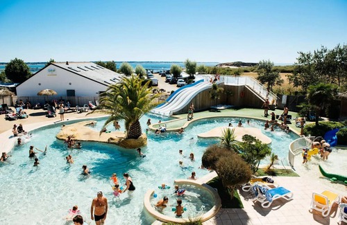 Penestin House | Chadotel Islands * - C- Mobile home Baltic - 3 bedrooms 6 to 8 people - 6 pers. included in the tariff