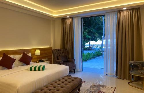 Dharavandhoo Hotel | Chak’z 1964 Beach