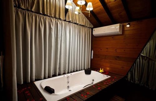 Sao Pedro de Alcantara Ski Chalet | Chalé Bonna hidro lareira e cozinha perto Floripa.