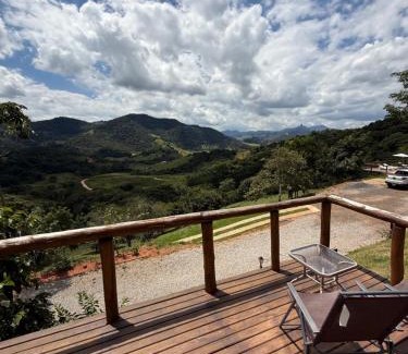 Sapucai-Mirim Cabin | Chalé Canto da Mata - Com Piscina e Café da Manhã
