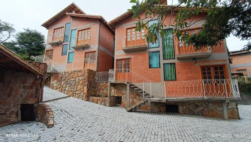 Conceicao do Ibitipoca Ski Chalet | Chalé estrela