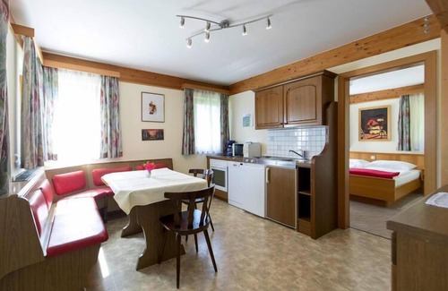 Sankt Georgen ob Murau Apartment | Chalet in St. Georgen near Kreischberg