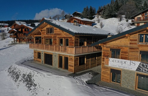 Hauteluce Ski Chalet | Chalet 135 m2 11 People, Les Saisies, 3mn from the resort, shuttle stop 200 m