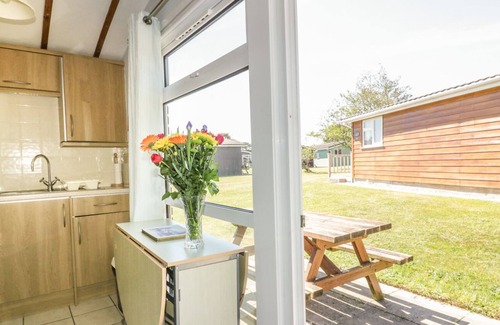 Padstow Ski Chalet | CHALET 212, family friendly in St Merryn