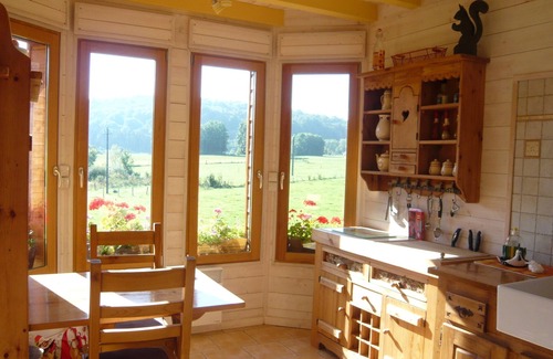 Doucier Ski Chalet | Chalet 4* 300 metres from Lac de Chalain, a balance between nature and comfort