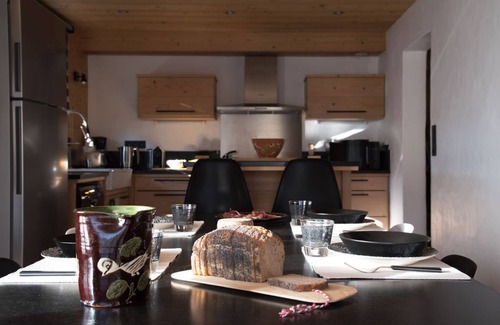 Les Carroz-d'Araches Ski Chalet | CHALET 4M LES CARROZ FOOT OF SPACIOUS TRACKS SAUNA. JACCUZI